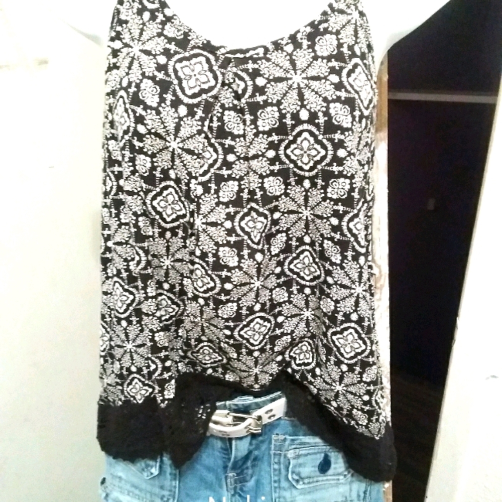 Classy summer top!